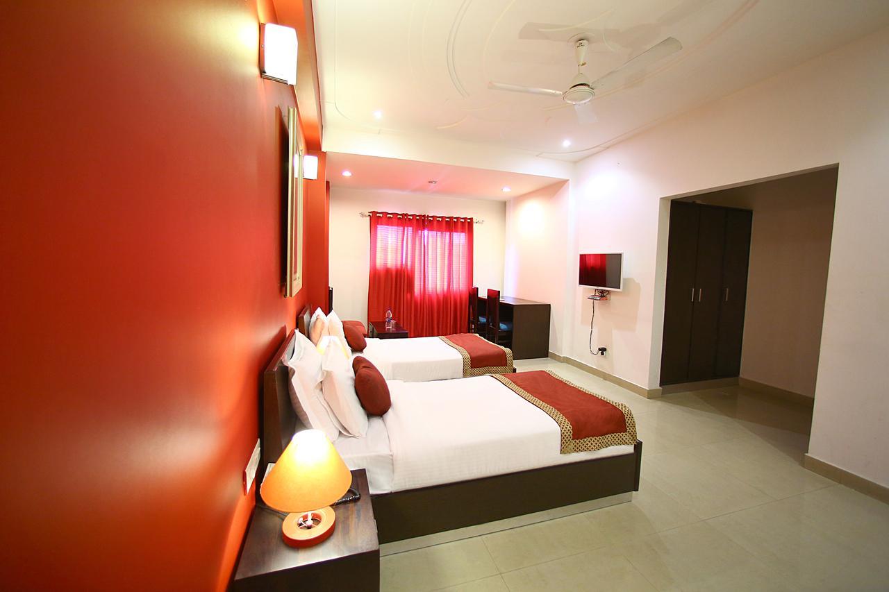 ניו דלהי Hotel Lohmod At National Highway 8 - Free Airport Transffer מראה חיצוני תמונה